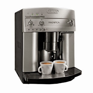 DeLonghi ESAM3300 Magnifica Super-Automatic Espresso/Coffee Machine, picture, image, review features and specifications
