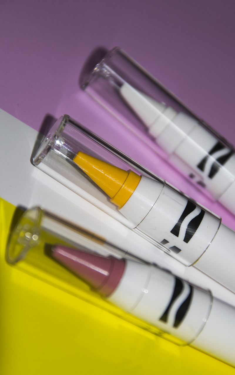 CRAYOLA MAKEUP CRAYONS CRAYOLA BEAUTY Vermillion redd