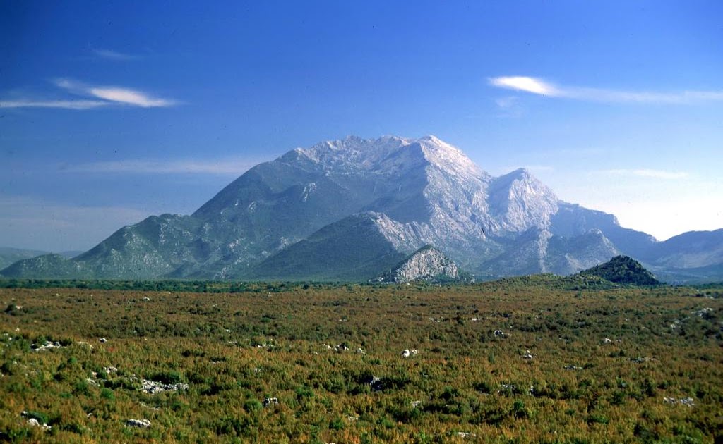 croatia-the-second-highest-mountain-range-biokovo-world-reference