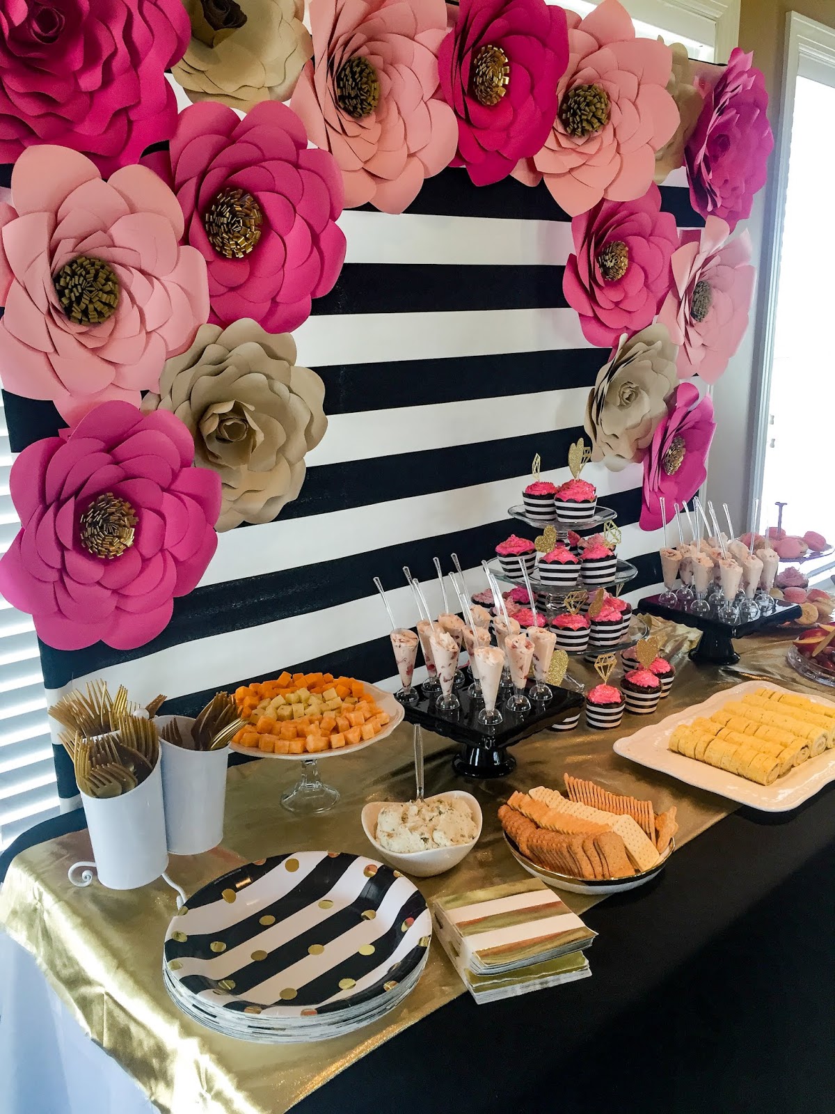 Kate Spade Bridal Shower Tips For Making Giant Paper Flowers