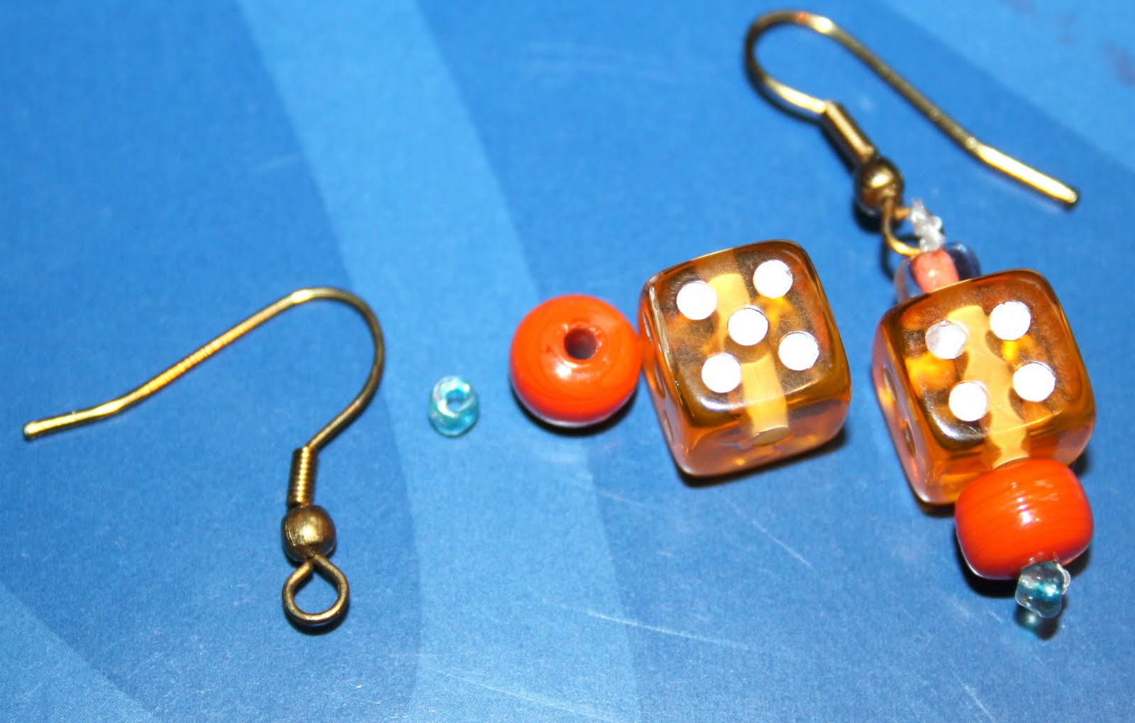 2 Divas Talk DIY Dice Earrings...