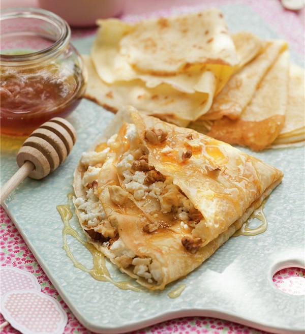 Receta de Crepes rellenos de Requeson y Nueces Receta de Crepes rellenos de Requeson y Nueces
