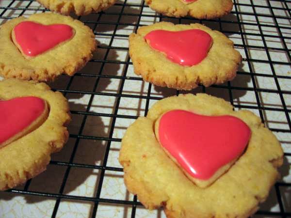 Valentine's Day Cornmeal Cookies: Soft and delectable cornmeal cookies in a lower carb version. Yum!  Slice of Southern