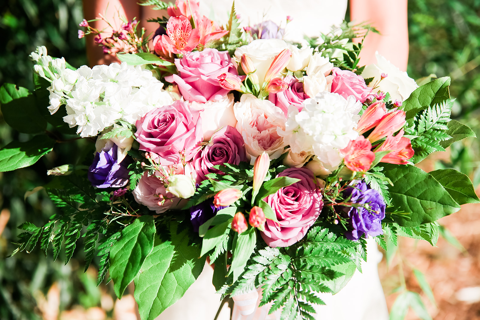 Happy 10 Year Anniversary Botanical Gardens Styled Shoot
