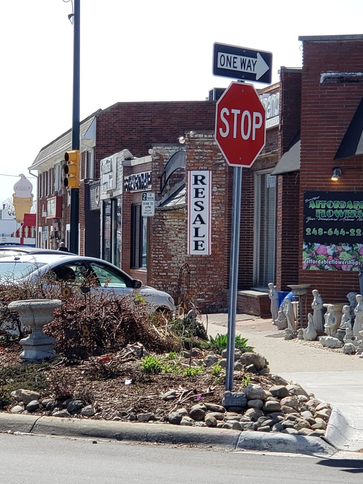 Hip In Detroit What's Up With All of Those Resale Shops on Woodward?