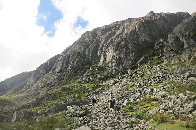 Langdale Pikes, Jacks rake, Ambleside, Windermere, Pavey Ark, Lake District Walks Best