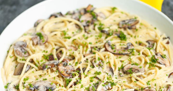 IC Friendly Recipes: Spaghetti with Mushroom Herb Cream Sauce