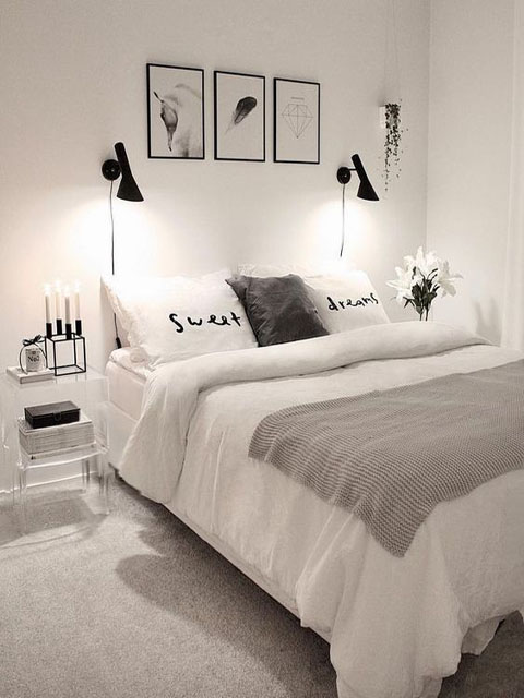 Mẫu thiết kế phòng ngủ nhỏ 16m2 này mang lại vẻ đẹp thanh khiết với tone trắng cùng cách sử dụng đèn trang trí mang dáng hình của hoa rất tinh tế thiet-ke-phong-ngu-nho-16m2-3