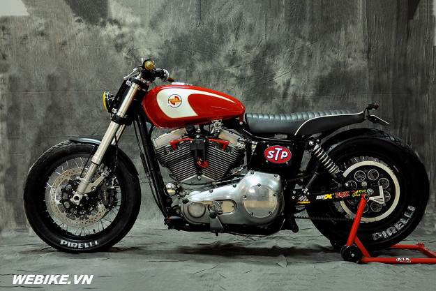 Harley Davidson Dyna độ Tracker với công nghệ cực hiện đại Harley Davidson Dyna độ Tracker với công nghệ cực hiện đại