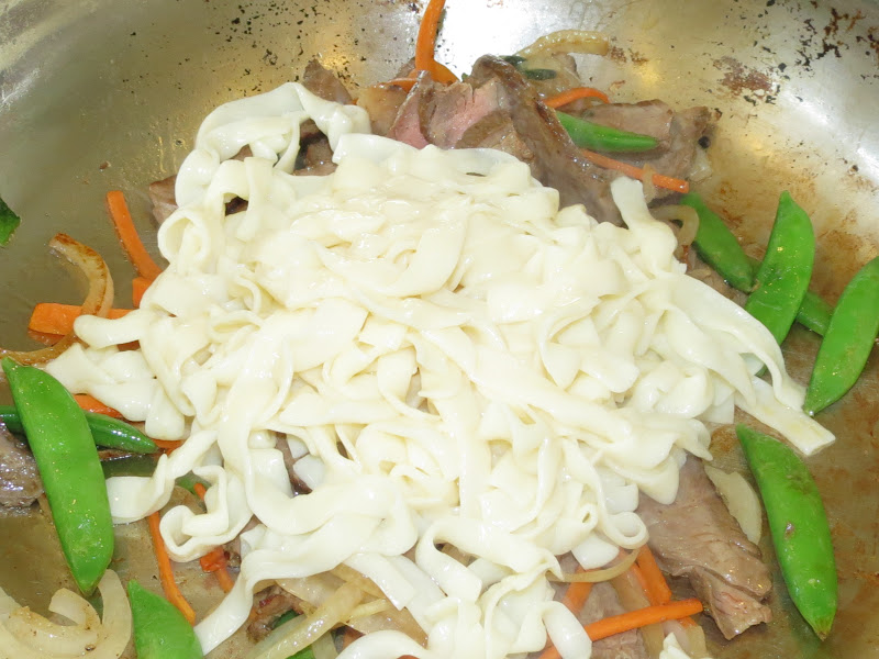 Adriana's Cookies Shirataki noodles with steak and pomegranate sauce