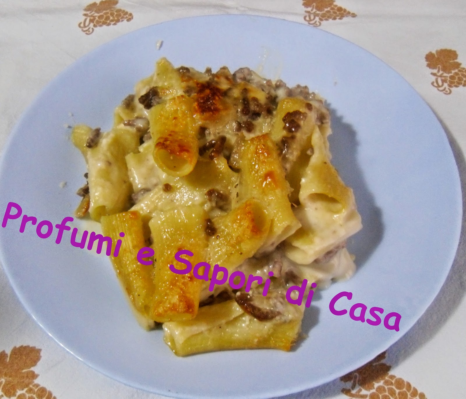 tortiglioni al forno con formaggio genuino tomasoni e besciamella