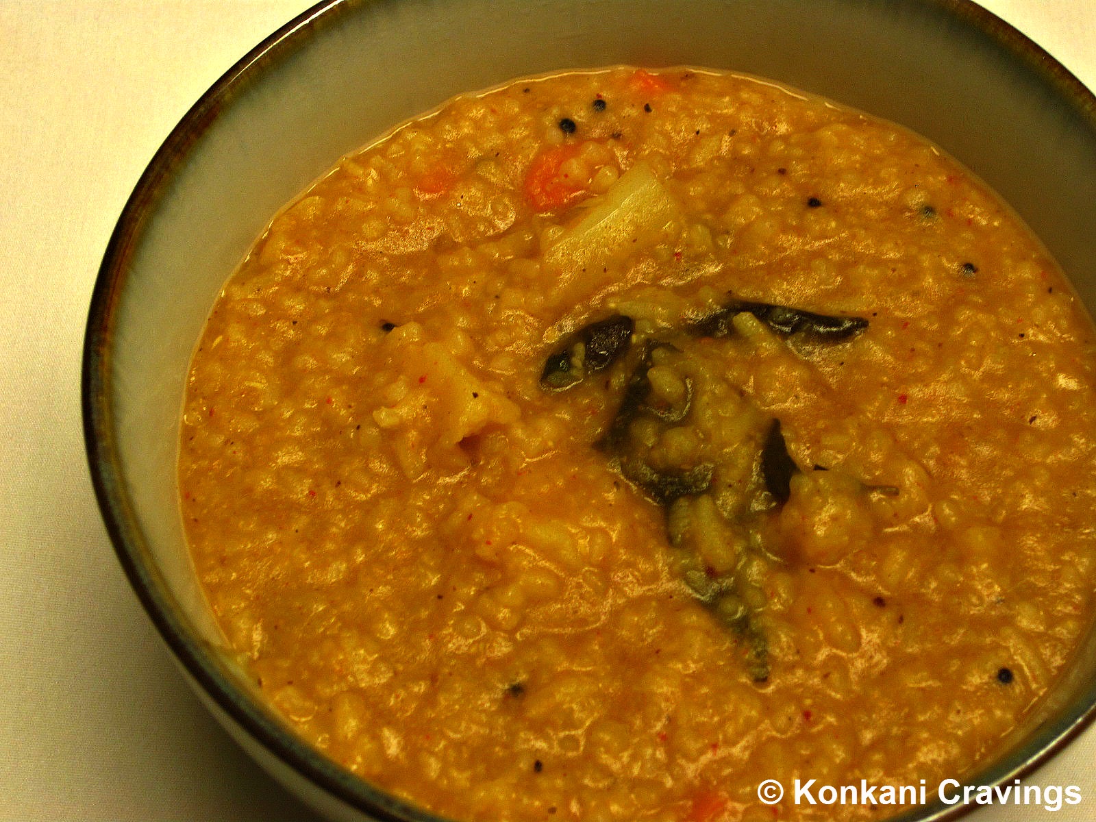 KONKANI CRAVINGS: Bisi Bele Bhath