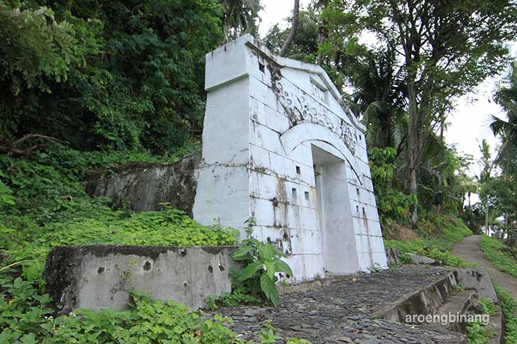 bunker jepang gunung padang