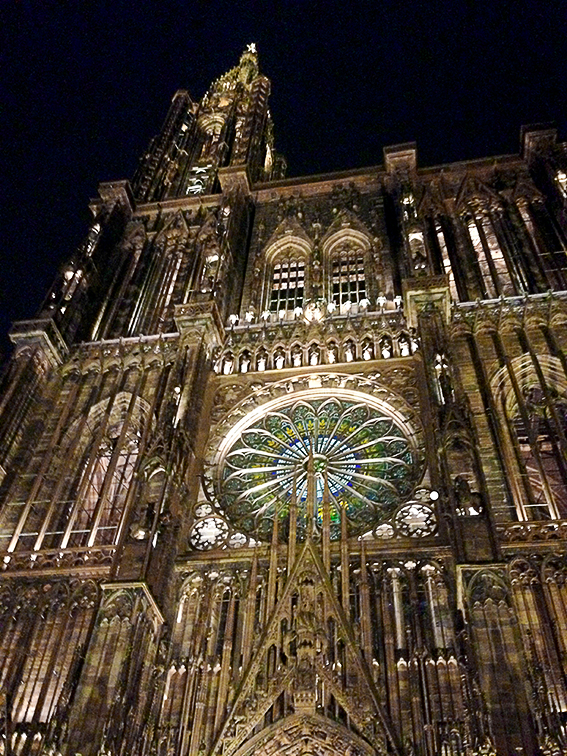 http://www.cathedrale-strasbourg.fr/