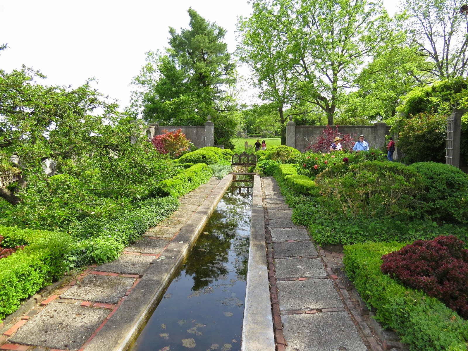 Bits of Merth Linwood Gardens