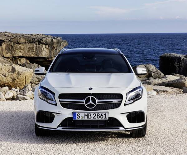 2018 Mercedes‑AMG GLA45 Extremely Agile, Handcrafted 2.0L Turbo Engine 2018 Mercedes‑AMG GLA45 Extremely Agile, Handcrafted 2.0L Turbo Engine
