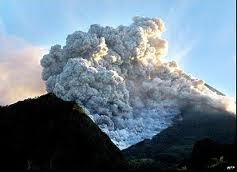 Tabir Letusan Gunung Galunggung Konon Akibat Yang Mbaurekso Marah