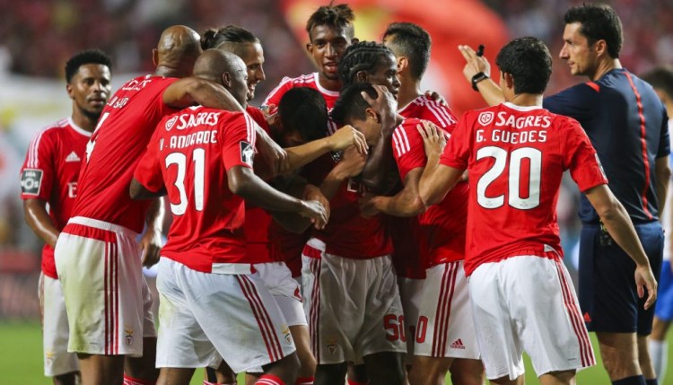Só quero jogar futebol!»: Platiny ainda espera pelo reconhecimento do nome  em Cabo Verde - Futebol - Jornal Record