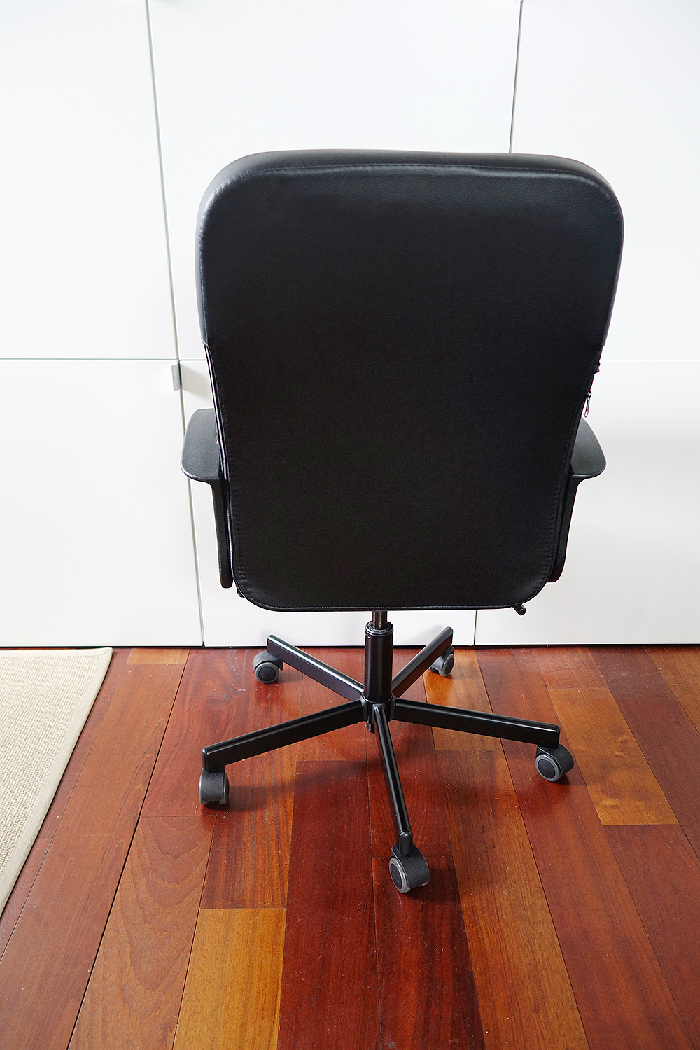 FOR SALE HOUSING ITEMS Ikea TORKEL Swivel chair, black Bomstad black