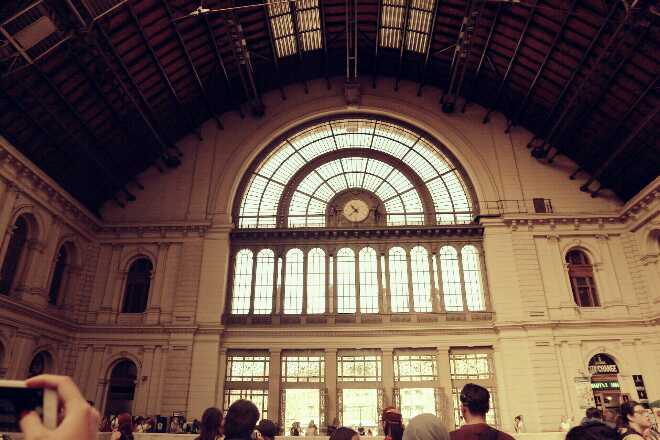 stasiun kereta api keleti