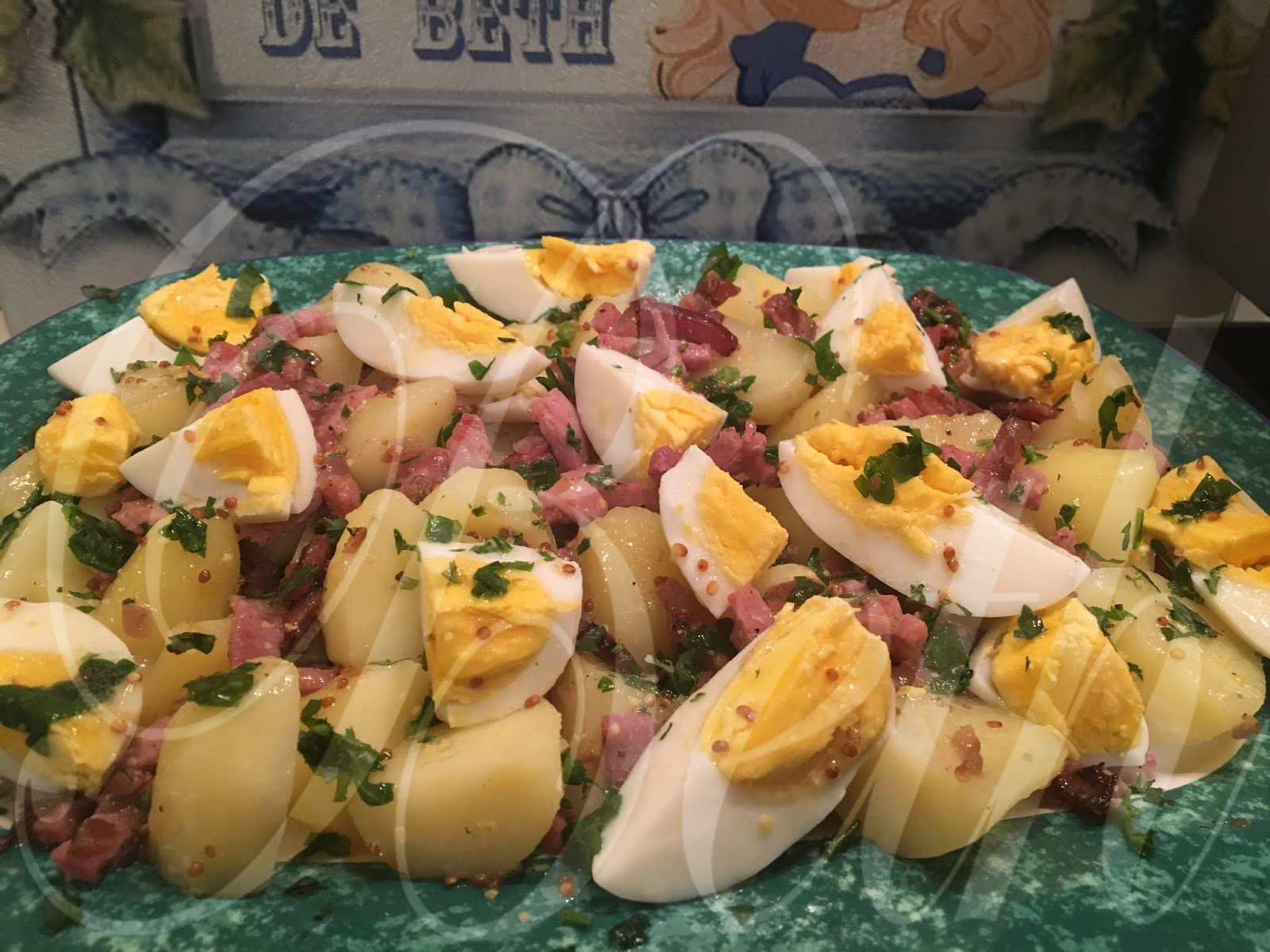 . Salade Pomme de Terre Oeuf et Lardon / Salada de Batata com Ovo e