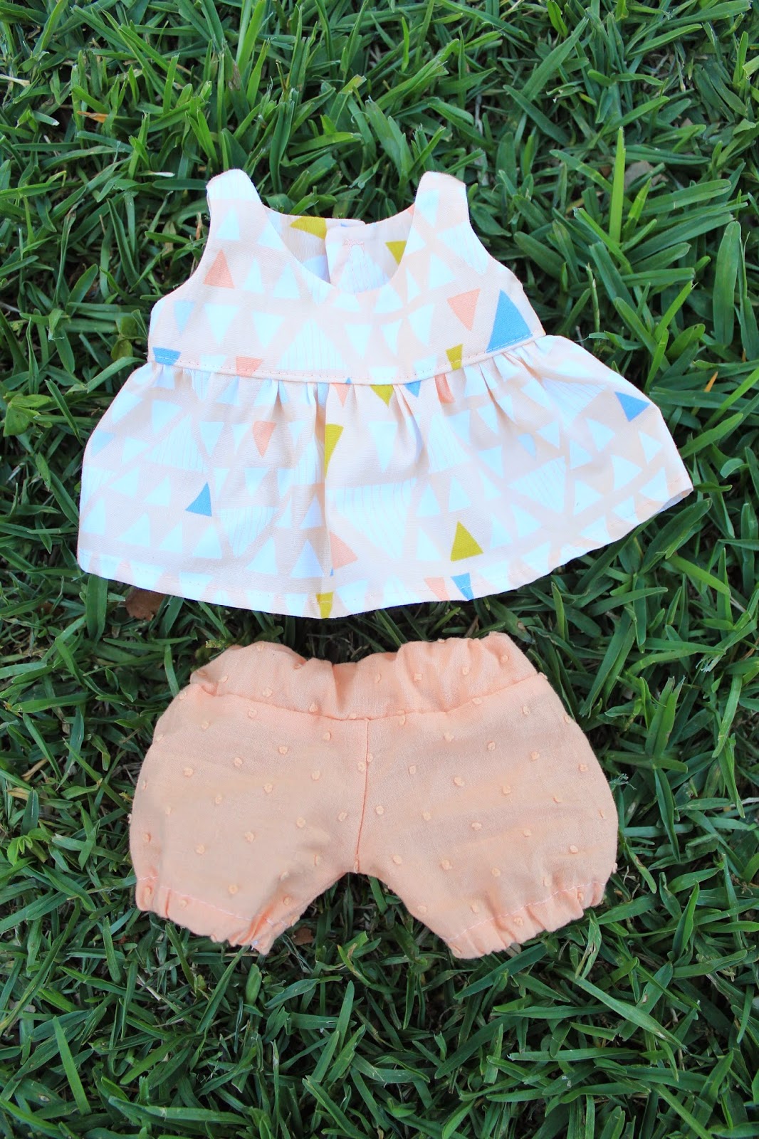 our-nesting-ground-12-baby-doll-dress-and-bloomers-free-pattern