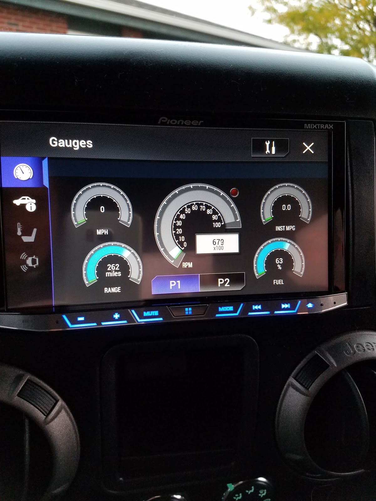 randomly learned pioneer avh 4200nex with idatalink maestro rr and