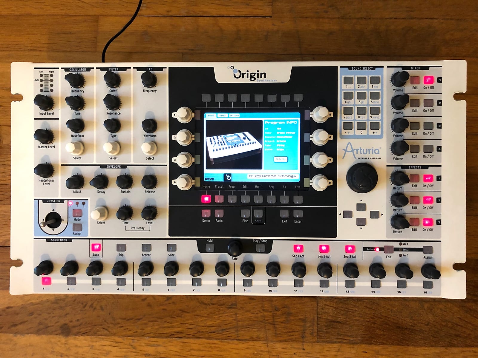 Analog synth vst. Виртуальный аналог. Форма волны генераторов в аналоговых синтезаторах. Linux mouse for midi polyphonic expression. Modular synthesizer mac.