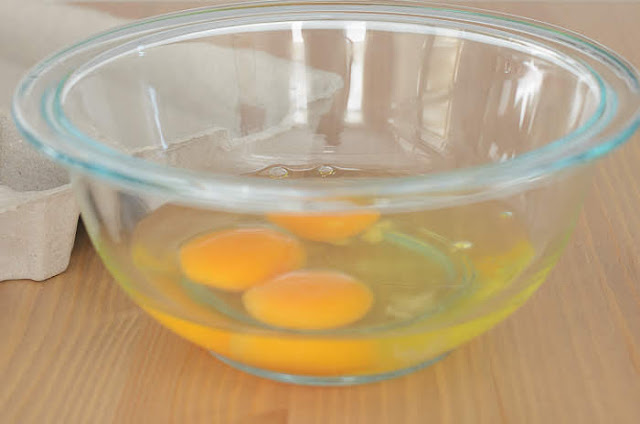 fresh eggs for lemoncurd