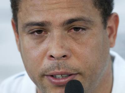 futbolchick: Ronaldo Retires