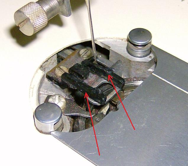 Vintage Sewing Machines Who Let the Feed Dogs Out?