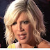 Tori Spelling sufre ataque de nervios en casa según llamada al 911