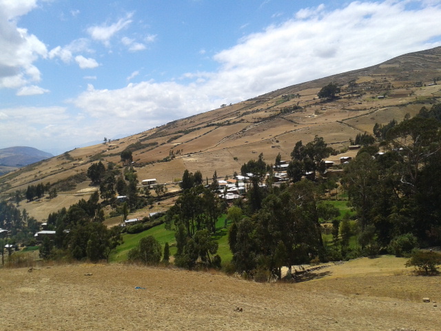 Calluán: CENTRO POBLADO CALLUÁN - CACHACHI - CAJABAMBA.