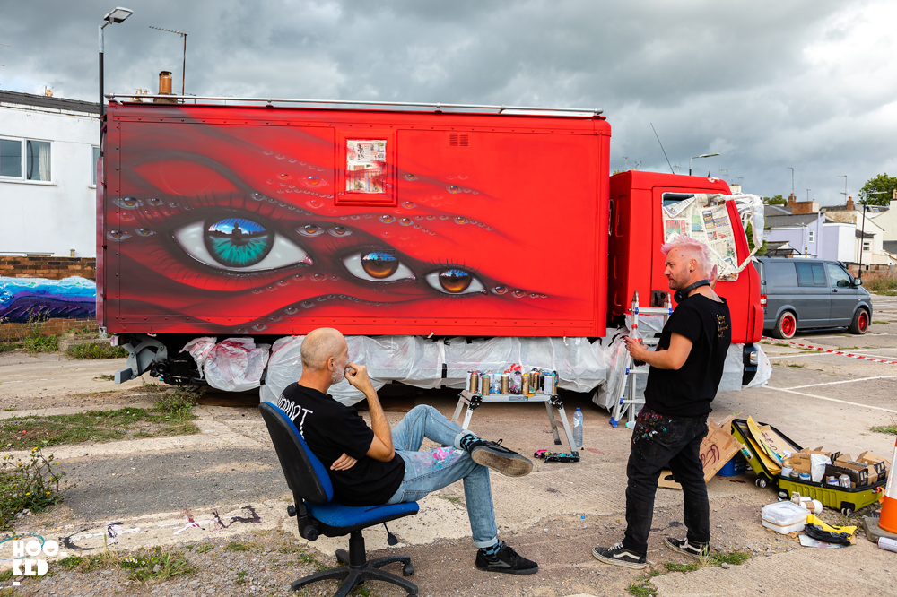 Street Artist My Dog Sighs in conversation with artist Nol