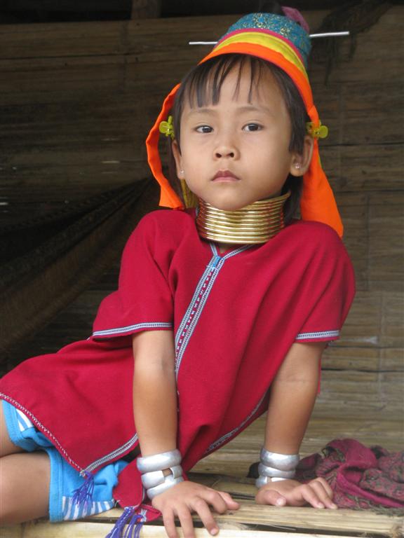 Solid The Burmese Giraffe Neck Women