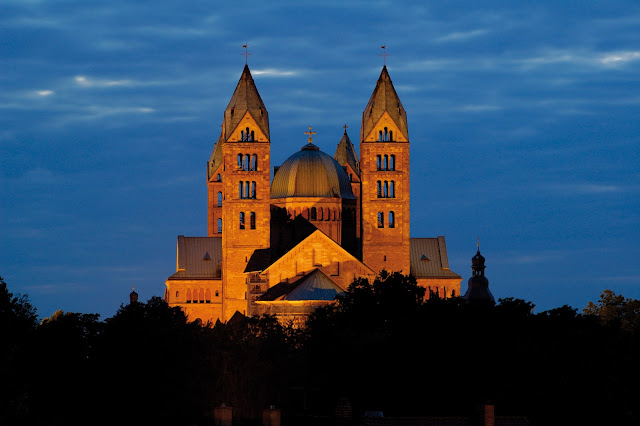 The Romanesque Speyer Cathedral dates back to the 11th century and is the final resting place of eight monarchs. Photo: © German National Tourist Office. Unauthorized use is prohibited.