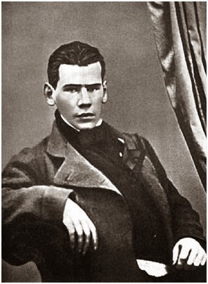 https://4.bp.blogspot.com/-kxCDOzGbhiE/UmljCxZ73oI/AAAAAAAAKBk/pW9yWw1OoO0/s1600/Tolstoy+estudiante+en+St.+Petersburg+(1849),++Daguerrotipo+de+V.Shenfeldt..jpg