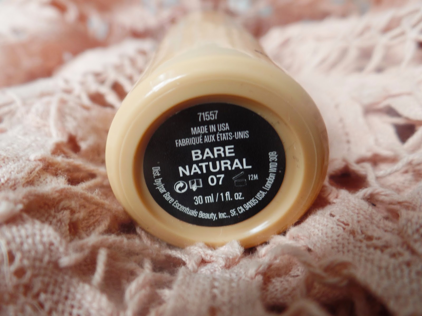 Makeup etc... Revue Fond de teint Bare Skin de Bare Minerals