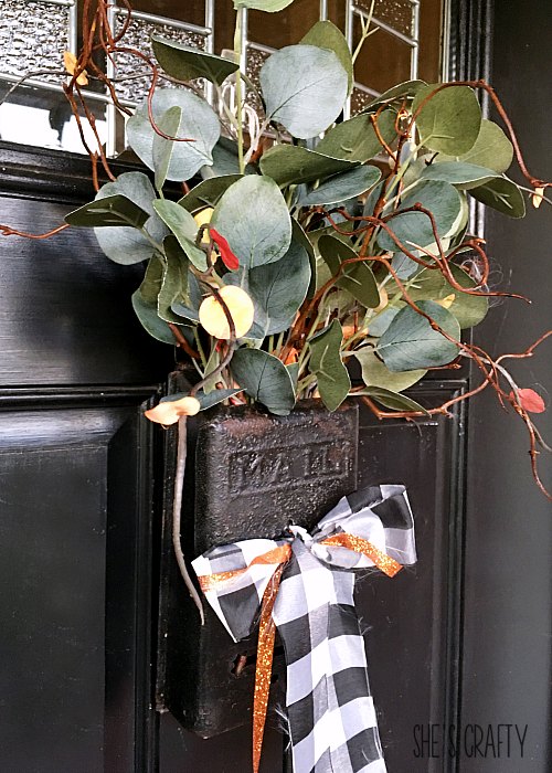 She's Crafty Fall Vintage Mailbox Door Hanger