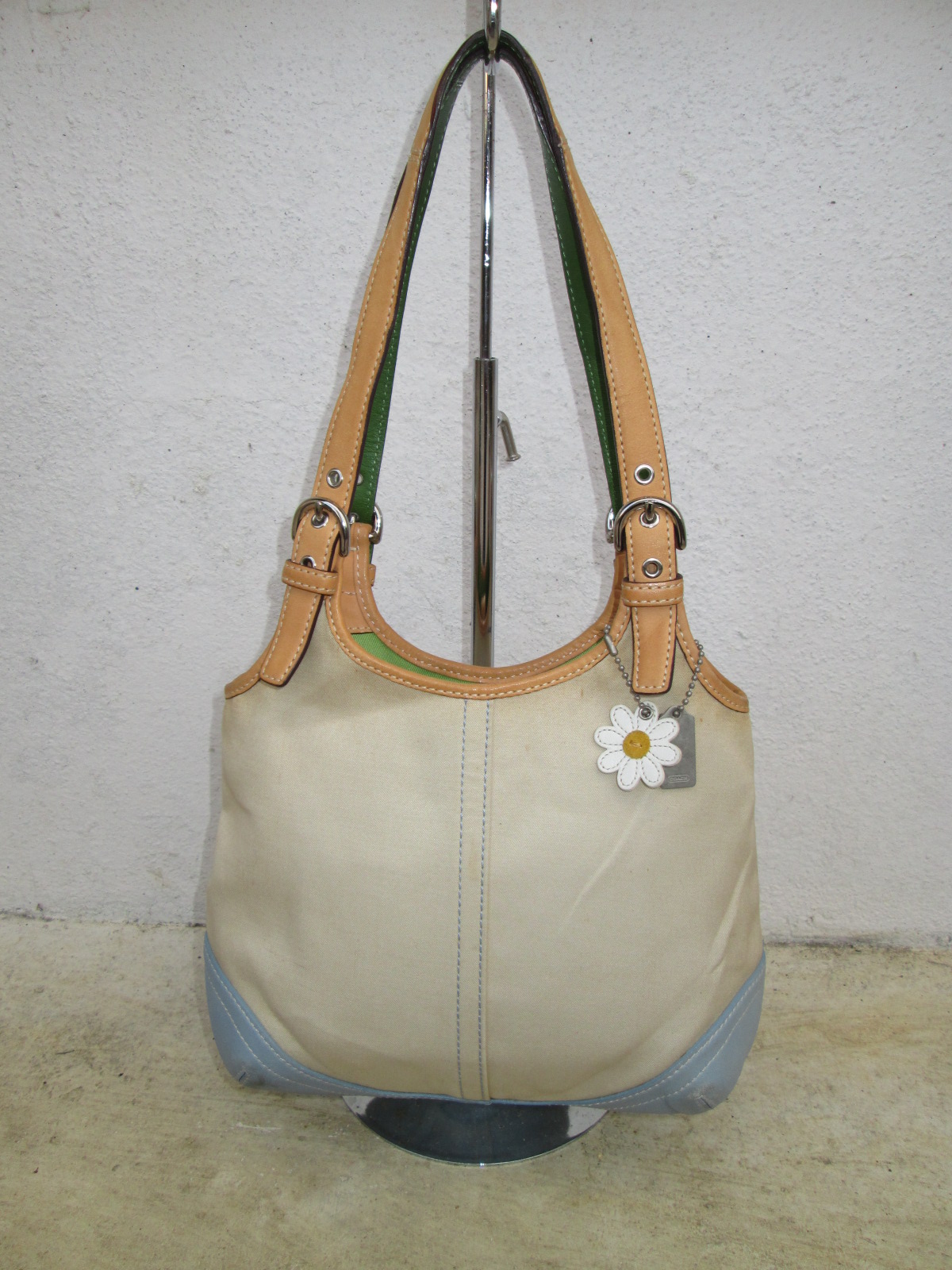 coach outlet daisy bag