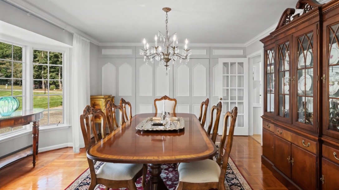39 Interior Design Photos vs. 165 High Point Ln, Fairfield, CT Luxury Home Tour