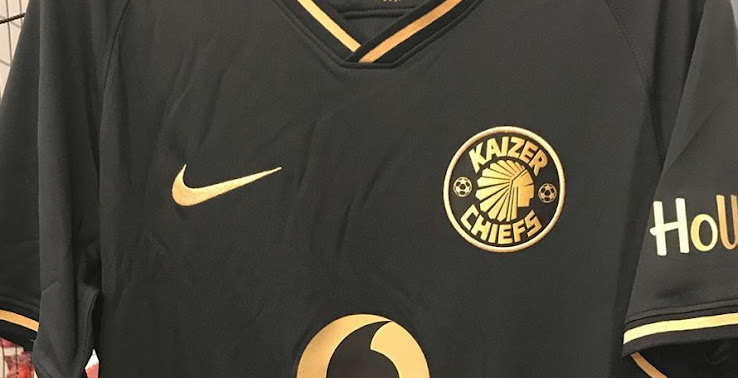 kaizer chiefs clothing for sale