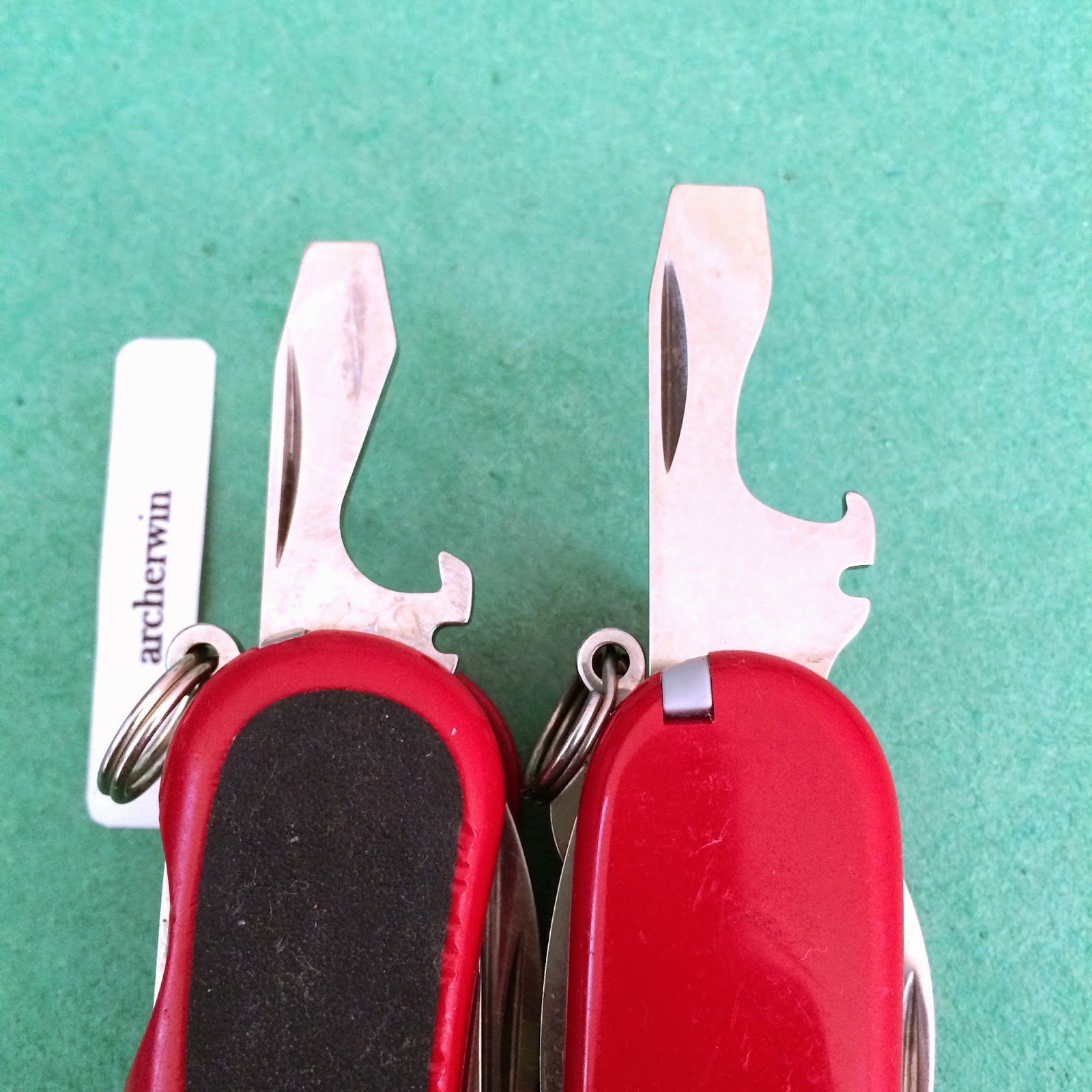 archerwin's Swiss Army Knives REVIEW Victorinox Fieldmaster vs Wenger