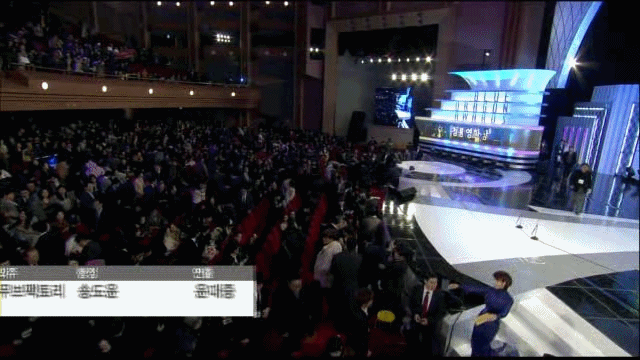 e3de47d77da5ffeb3e9ef8917d5a0e4e.gif