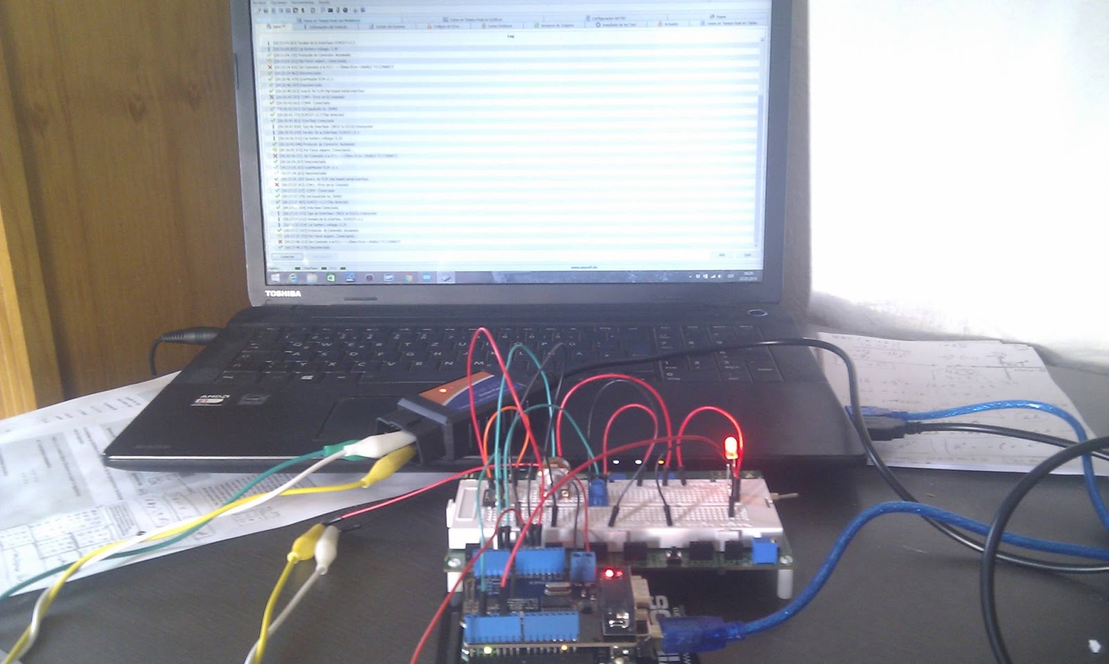 ECU simulator and diagnosis through CAN and OBDII