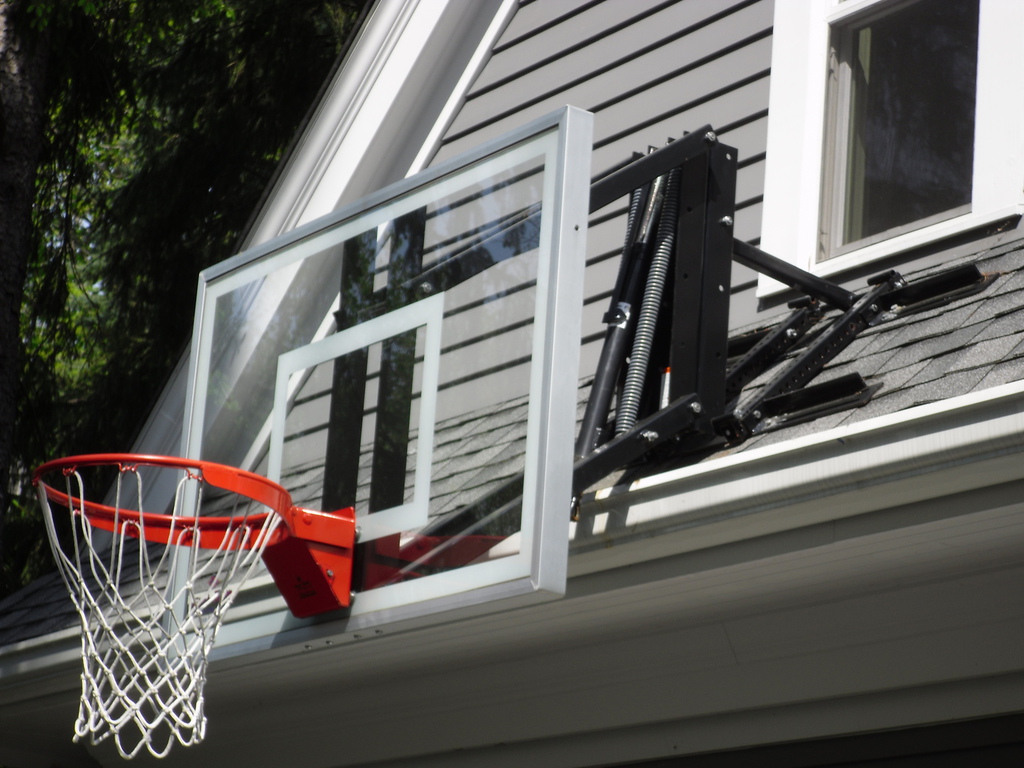 Basketballs Installers Get Roof Mount Basketball Hoop In Your House