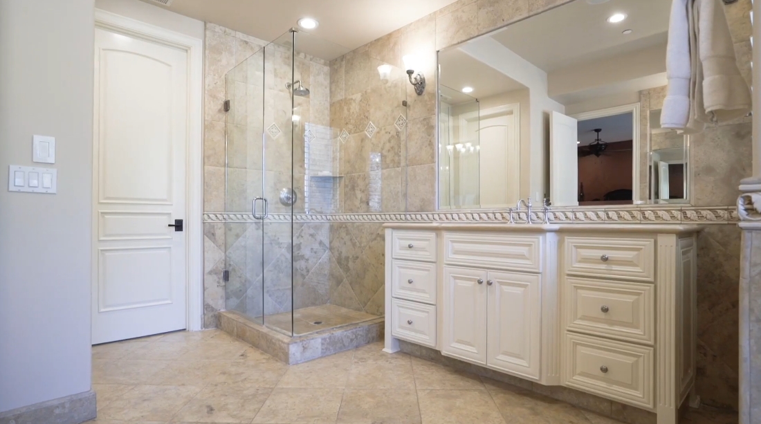 29 Photos vs. 611 Fairway Dr, Novato, CA Interior Design Luxury Home Tour