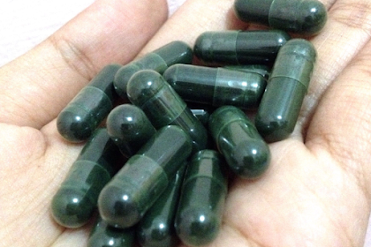 Masker wajah spirulina hpai