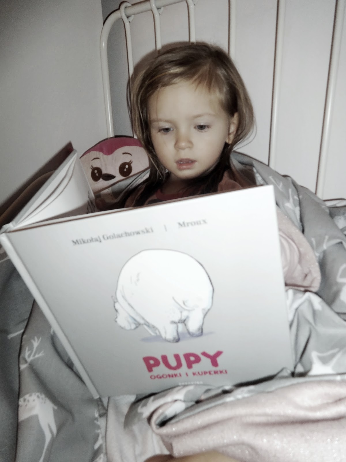 Z polciowej biblioteczki: Pupy, ogonki i kuperki