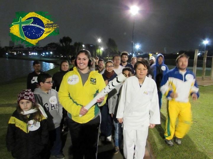 revezamento tocha olímpica rio 2016 ~ judocas esportistas de cristo Curitiba 